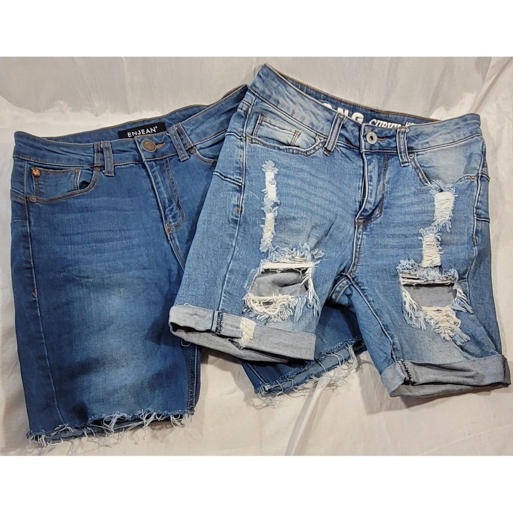 2 Pairs Women's Denim Distressed Jean Shorts: Enjean & S.O.N.G. Curvy - Sz‎ 1